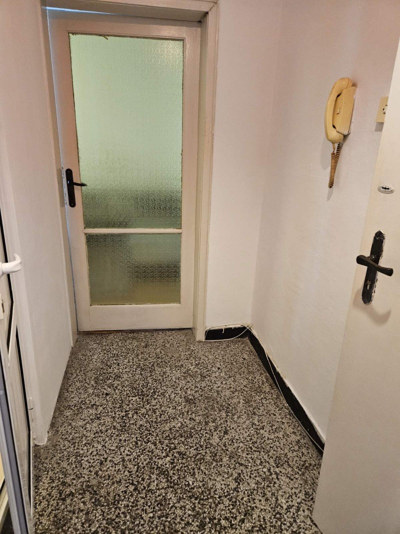 Da affittare  1 camera da letto Sofia , Tolstoj , 63 mq | 77131948 - Immagine [3]