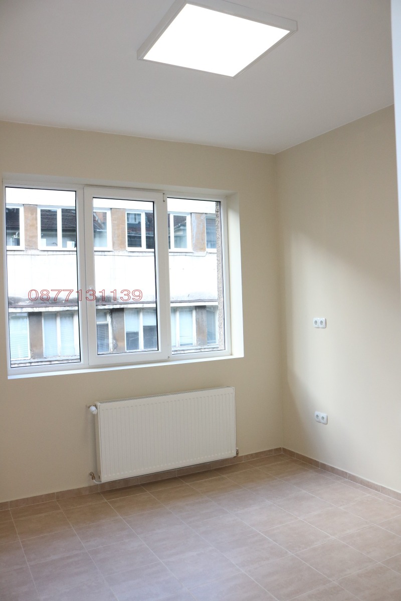 Издаје се  Канцеларија Софија , Центар , 75 м2 | 33826589 - слика [16]