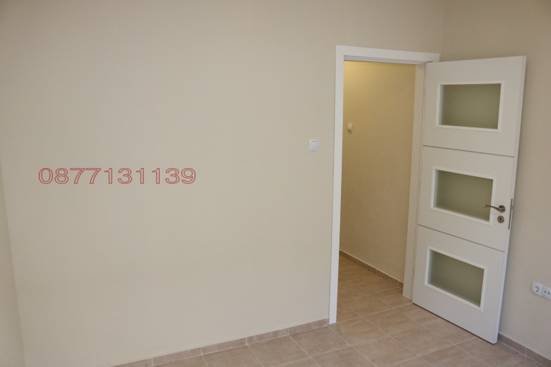 Издаје се  Канцеларија Софија , Центар , 75 м2 | 33826589 - слика [5]