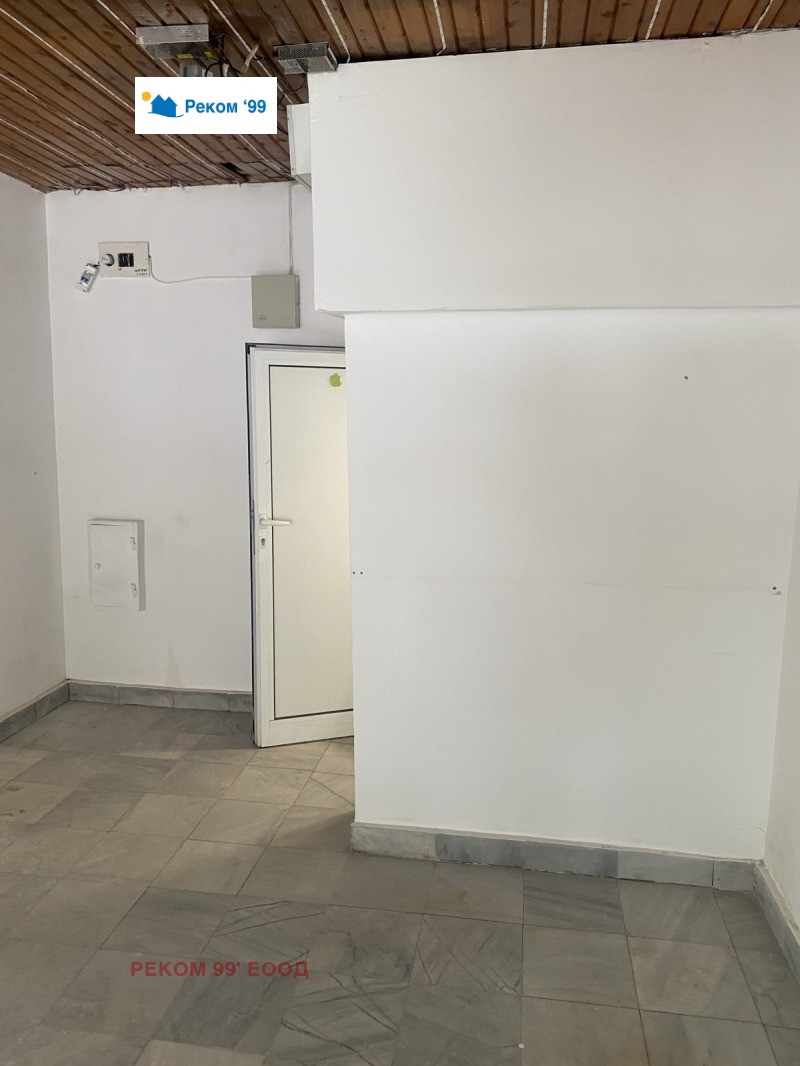 Προς ενοικίαση  Κατάστημα Σοφηια , ΤΣενταρ , 15 τ.μ | 73365276 - εικόνα [3]