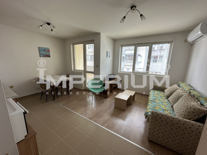 Para alugar  1 quarto Varna , Liatno kino Trakiia , 55 m² | 59742572