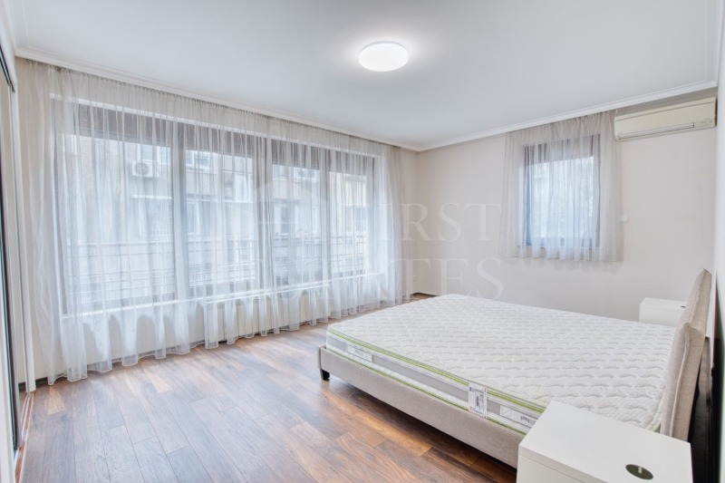 Do wynajęcia  3+ sypialni Sofia , Centar , 220 mkw | 72595507 - obraz [7]