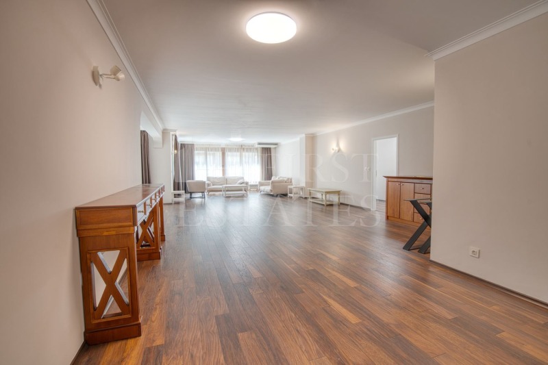 Do wynajęcia  3+ sypialni Sofia , Centar , 220 mkw | 72595507 - obraz [3]