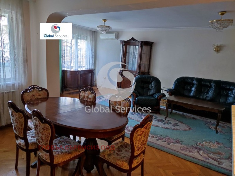 Издаје се  2 спаваће собе Софија , Хиподрума , 120 м2 | 17533455