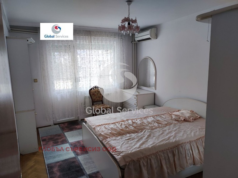 Издаје се  2 спаваће собе Софија , Хиподрума , 120 м2 | 17533455 - слика [2]