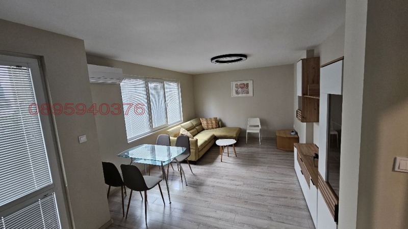 Zu vermieten  1 Schlafzimmer Sofia , Iztok , 75 qm | 45348726 - Bild [9]