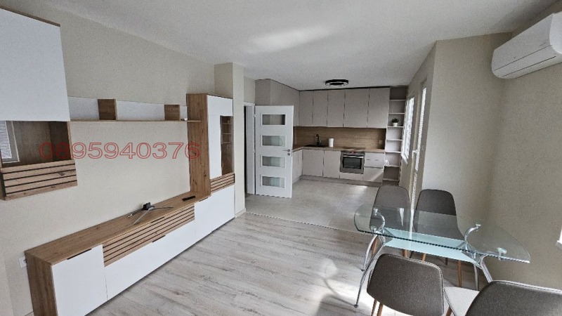 Zu vermieten  1 Schlafzimmer Sofia , Iztok , 75 qm | 45348726