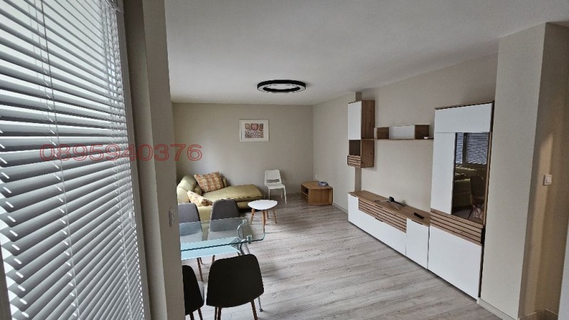 Zu vermieten  1 Schlafzimmer Sofia , Iztok , 75 qm | 45348726 - Bild [11]