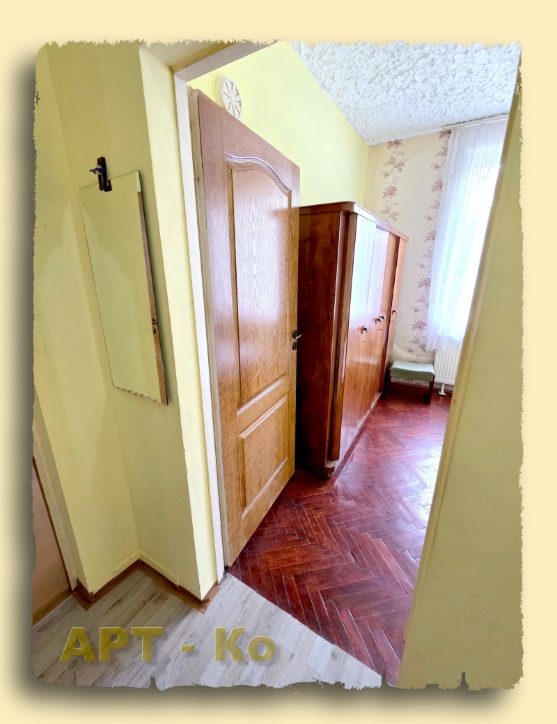 Kiadó  1 hálószoba Pernik , Centar , 60 négyzetméter | 89345990 - kép [10]