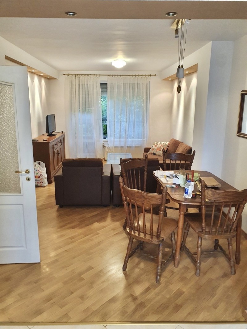 Дава под наем  3-стаен град София , Център , 100 кв.м | 94545499 - изображение [2]