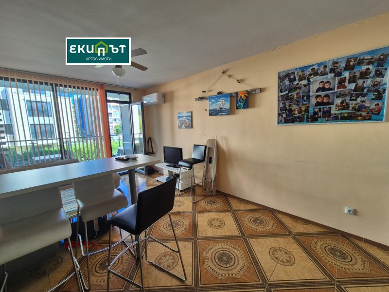 Para alugar  1 quarto Varna , k.k. Sv.Sv. Konstantin i Elena , 64 m² | 42278917 - imagem [2]