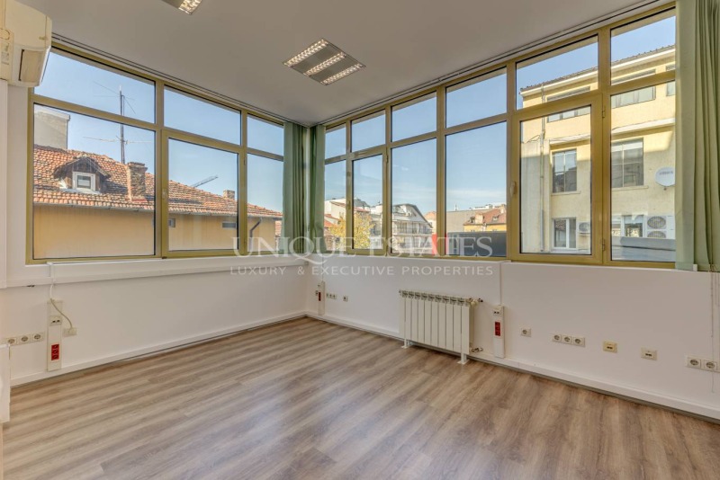 Vuokrattavana  Toimisto Sofia , Tsentar , 315 neliömetriä | 49348628