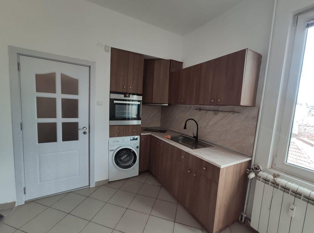 Дава под наем 2-СТАЕН, гр. София, Център