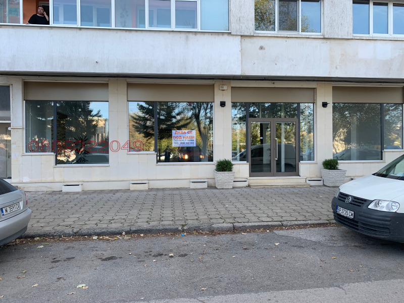 Дава под Наем МАГАЗИН в град Враца, Център - 203 кв.м / 1 050 € » 2 053.62 лв.