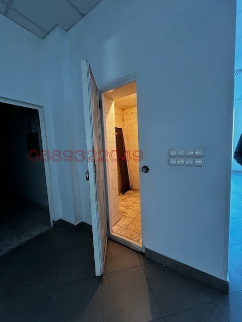 Дава под наем МАГАЗИН, гр. Враца, Център, снимка 6 - Магазини - 52792366