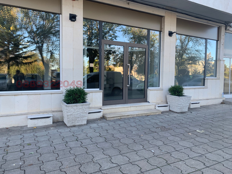 Дава под наем МАГАЗИН, гр. Враца, Център, снимка 2 - Магазини - 52792366