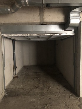 ГАРАЖ, ПАРКОМЯСТО, 17 m2