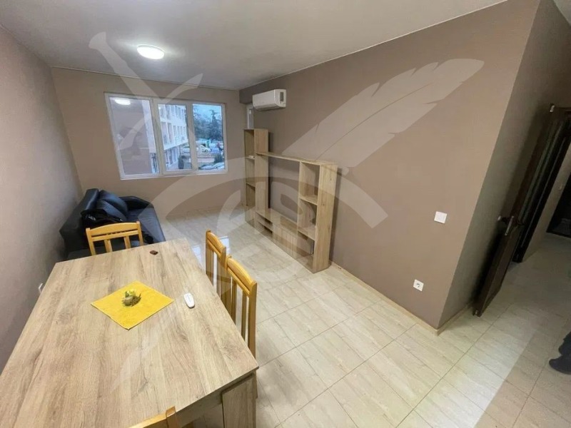K pronájmu  2 ložnice Varna , Asparuchovo , 75 m2 | 44003389 - obraz [3]