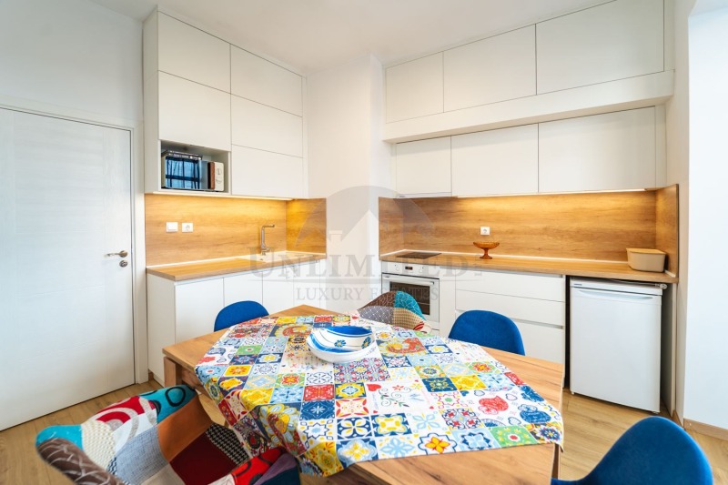 Zu vermieten  2 Schlafzimmer Sofia , Zentar , 99 qm | 86390408 - Bild [6]