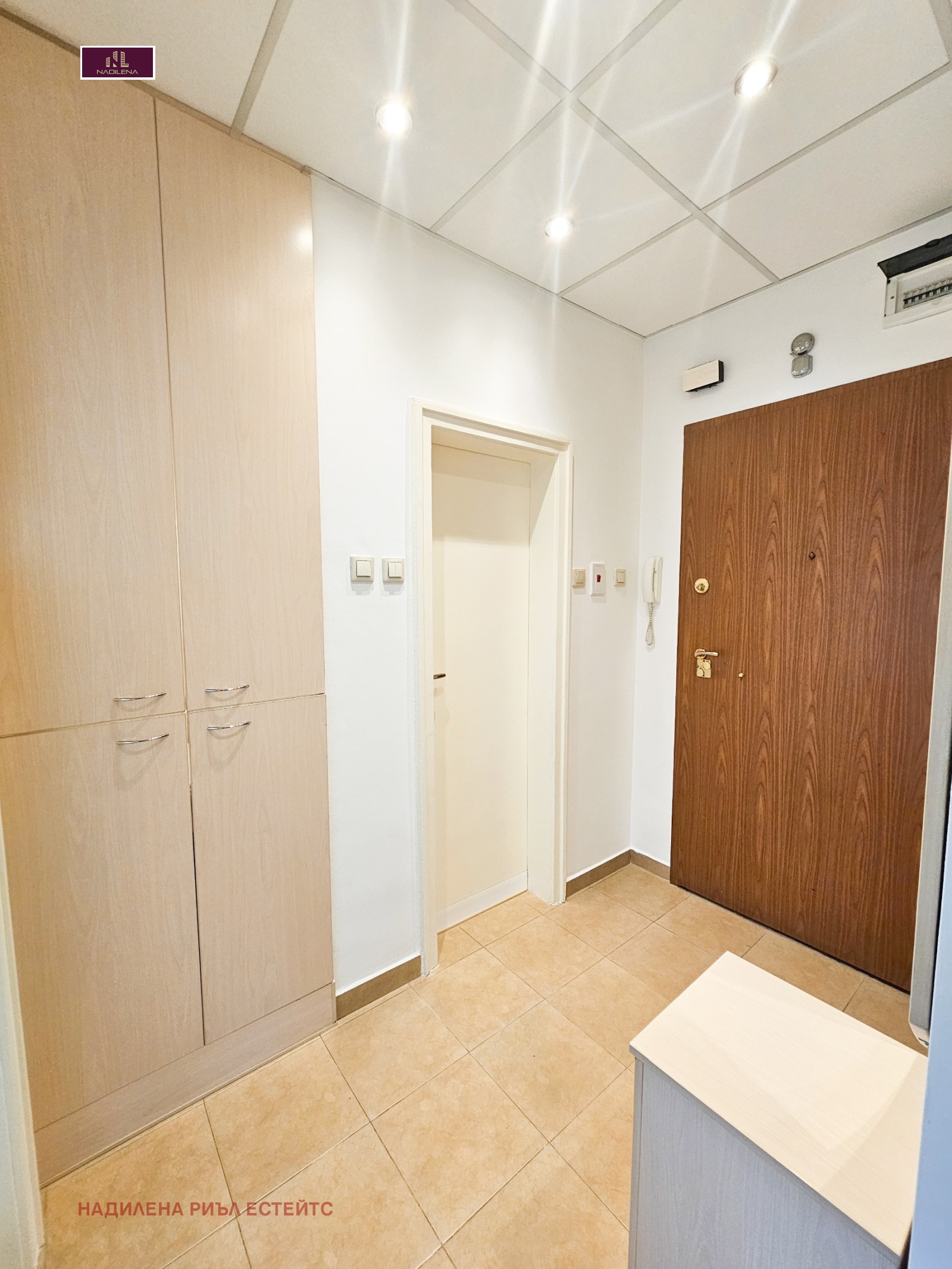 Дава под наем 3-СТАЕН, гр. София, Лозенец, снимка 15 - Апартаменти - 54024585