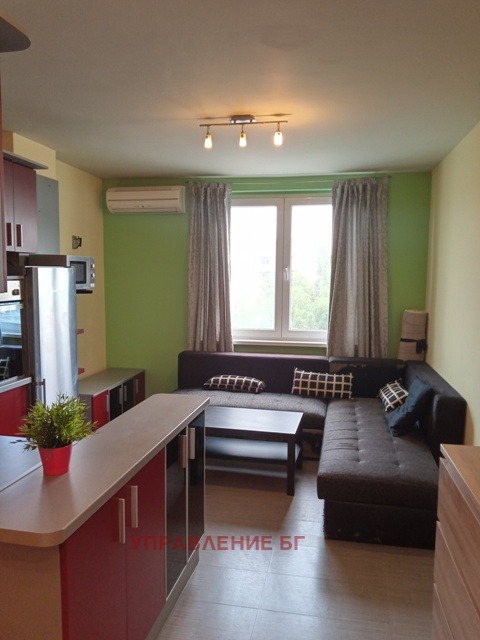 Kiadó  Stúdió Sofia , Darvenica , 35 négyzetméter | 16546585