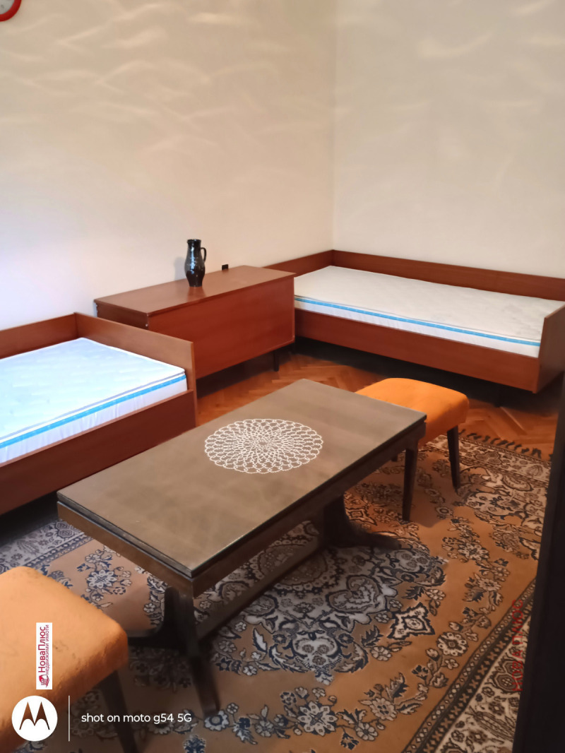 Дава под Наем 3-СТАЕН в град София, Изток - 100 кв.м / 500 € » 977.92 лв., НОВА ПЛЮС