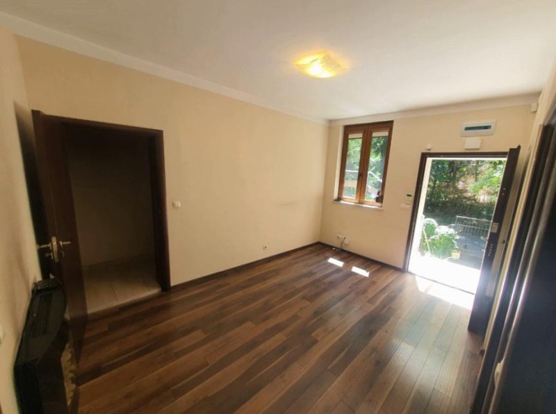 Te huur  Huis verdieping Sofia , Lozenets , 80 m² | 89105615 - afbeelding [6]