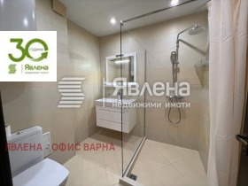 3-стаен град Варна, Лятно кино Тракия 6