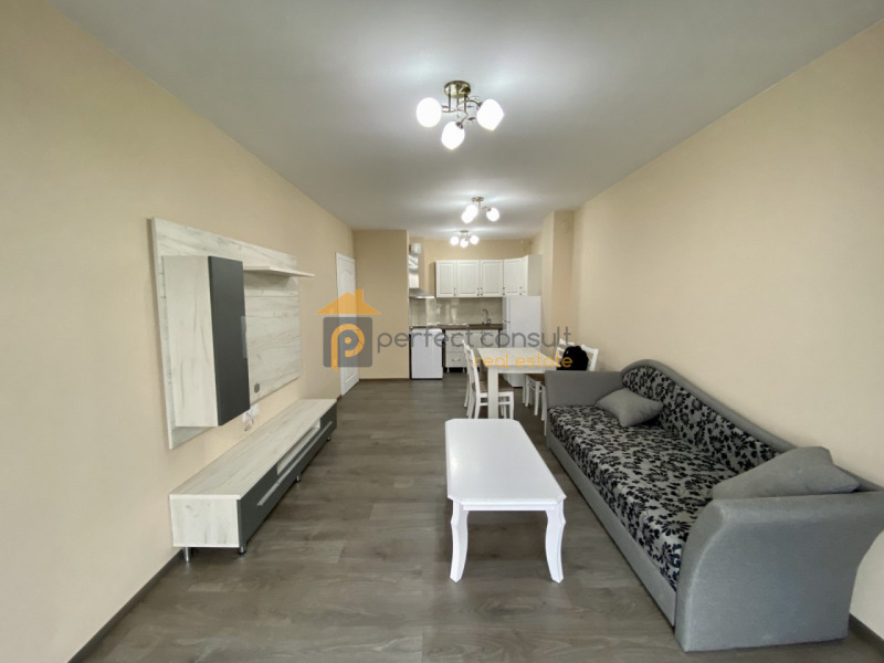 Издаје се  1 спаваћа соба Пловдив , Тракија , 70 м2 | 85661682