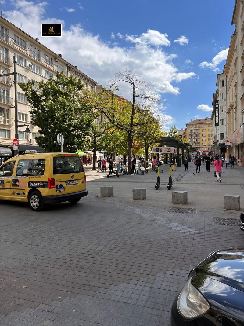 Дава под наем МНОГОСТАЕН, гр. София, Център, снимка 15 - Aпартаменти - 47370525