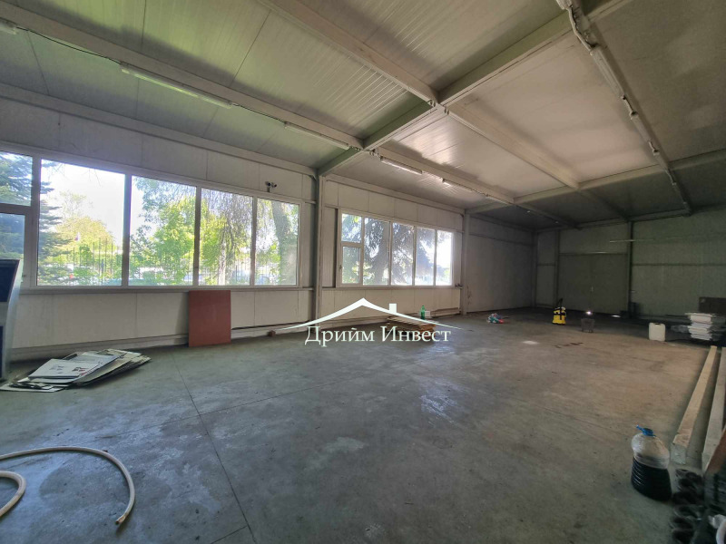 Para alugar  Armazenar Plovdiv , Industrialna zona - Iug , 300 m² | 75272049