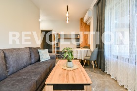 1 quarto Dragalevci, Sofia