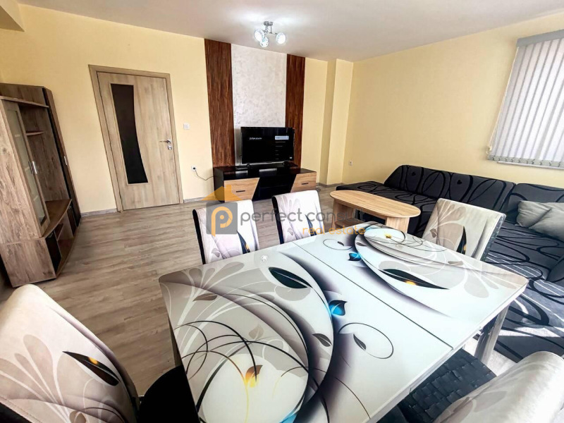 Para alugar  2 quartos Plovdiv , Ostromila , 118 m² | 36032346