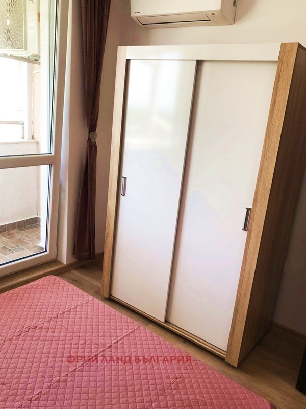 K pronájmu  2 ložnice Burgas , Vazraždane , 86 m2 | 70425929 - obraz [4]