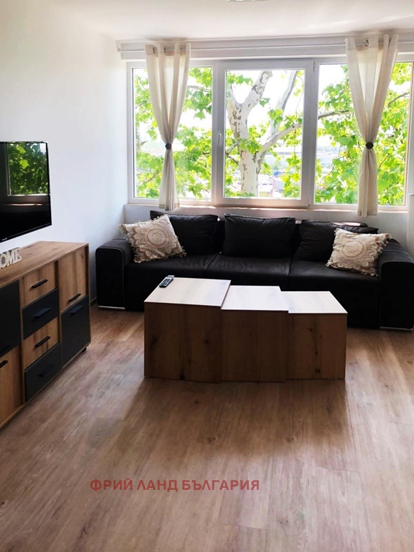 K pronájmu  2 ložnice Burgas , Vazraždane , 86 m2 | 70425929 - obraz [7]