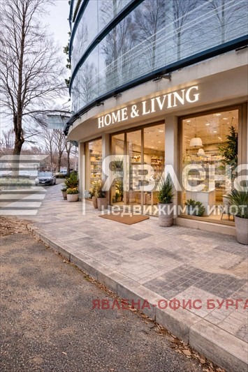 Дава под наем МАГАЗИН, гр. Несебър, област Бургас, снимка 2 - Магазини - 53459866