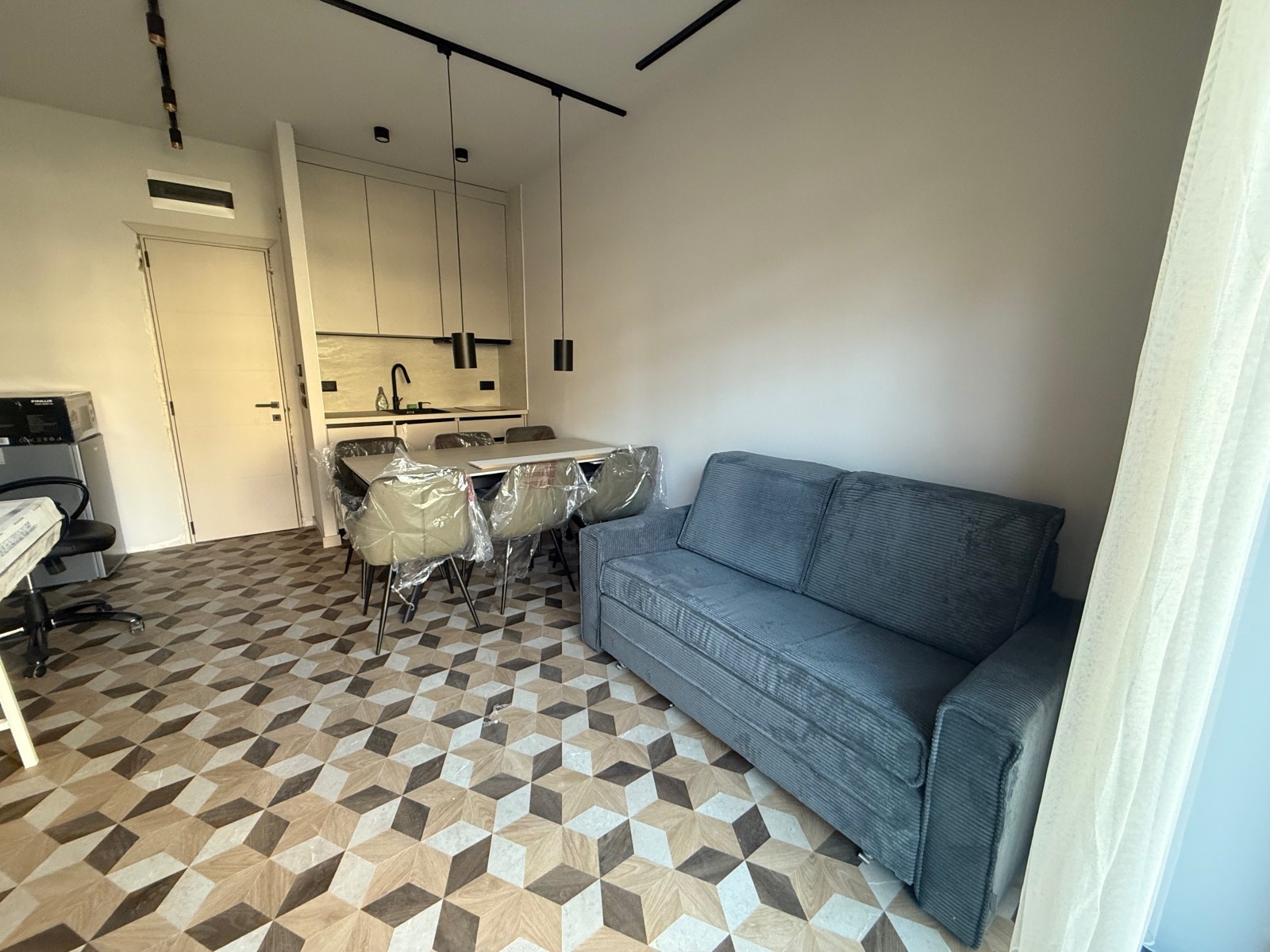 Дава под наем 1-СТАЕН, гр. София, Бъкстон, снимка 2 - Апартаменти - 53852140