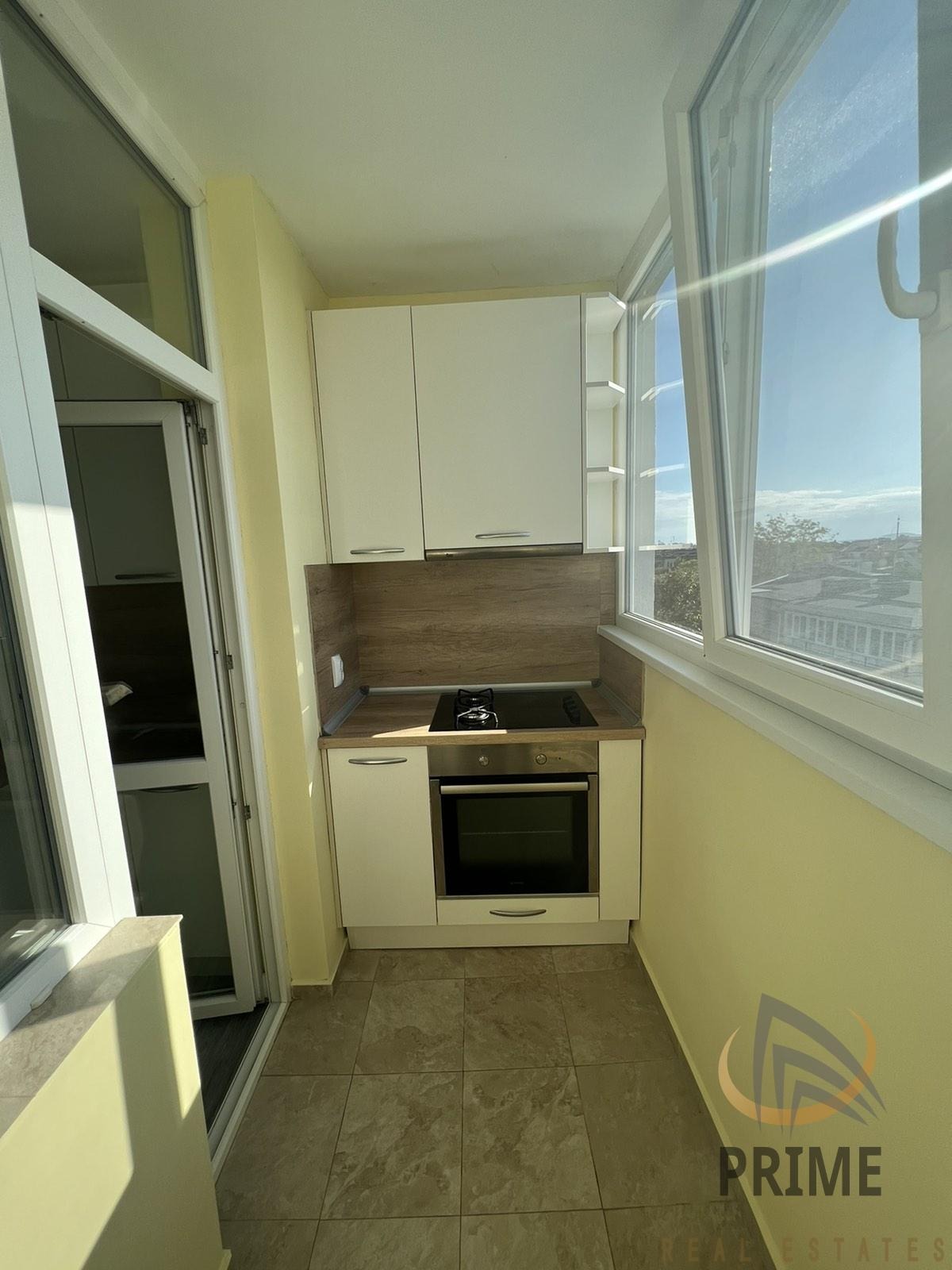 Дава под наем 3-СТАЕН, гр. Бургас, Възраждане, снимка 4 - Апартаменти - 53799558