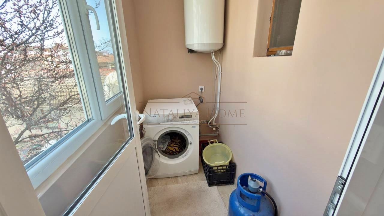 Дава под наем 3-СТАЕН, гр. Бургас, Възраждане, снимка 13 - Апартаменти - 54213377