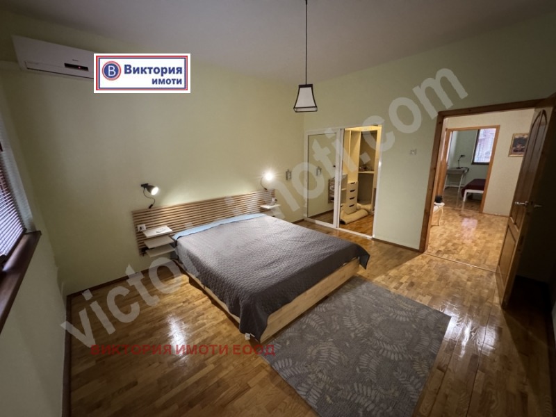 Zu vermieten  2 Schlafzimmer Weliko Tarnowo , Zentar , 80 qm | 47020093 - Bild [3]