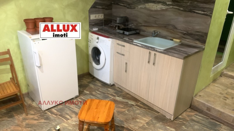 Para alugar  Sótão Ruse , Centar , 20 m² | 86283021