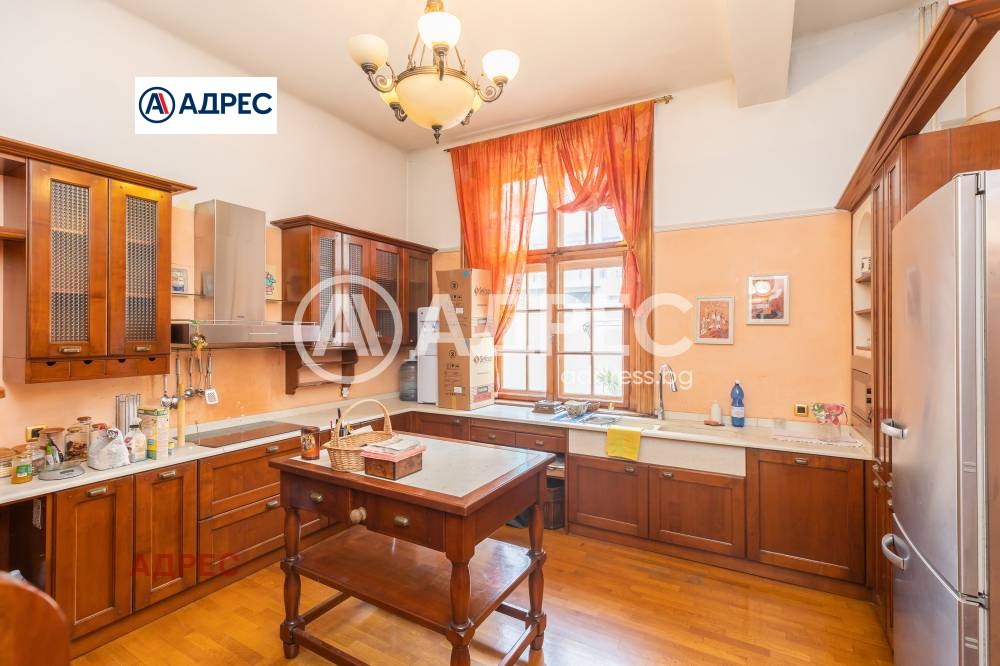 Дава под наем КЪЩА, гр. Варна, Център, снимка 6 - Къщи - 54189393