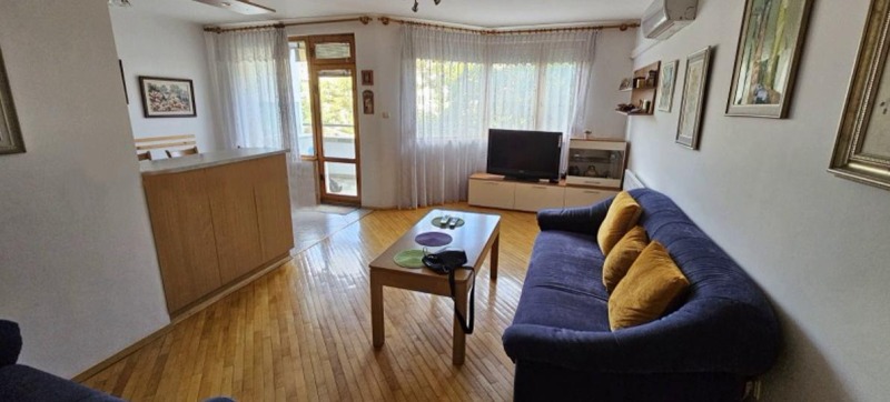 En renta  2 dormitorios Plovdiv , Tsentar , 96 metros cuadrados | 42212695 - imagen [2]