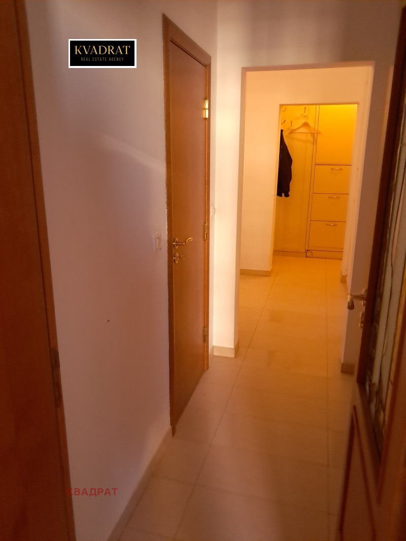 För uthyrning  3 sovrum Sofia , Manastirski livadi , 230 kvm | 84889437 - bild [17]