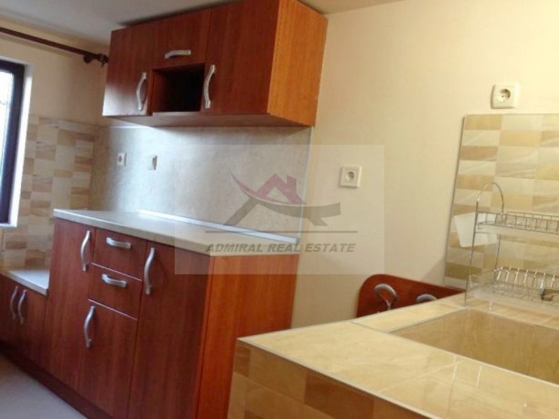 De inchiriat  Etajul casei Varna , m-t Accielar , 39 mp | 40247413