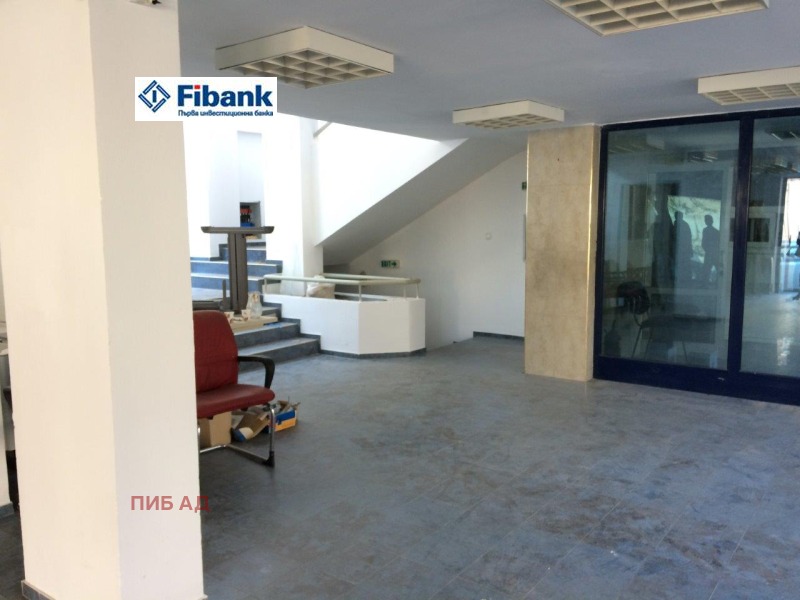 Дава под Наем ОФИС в град Варна, Център - 305 кв.м / 4 860 € » 9 505.33 лв., ПИБ АД