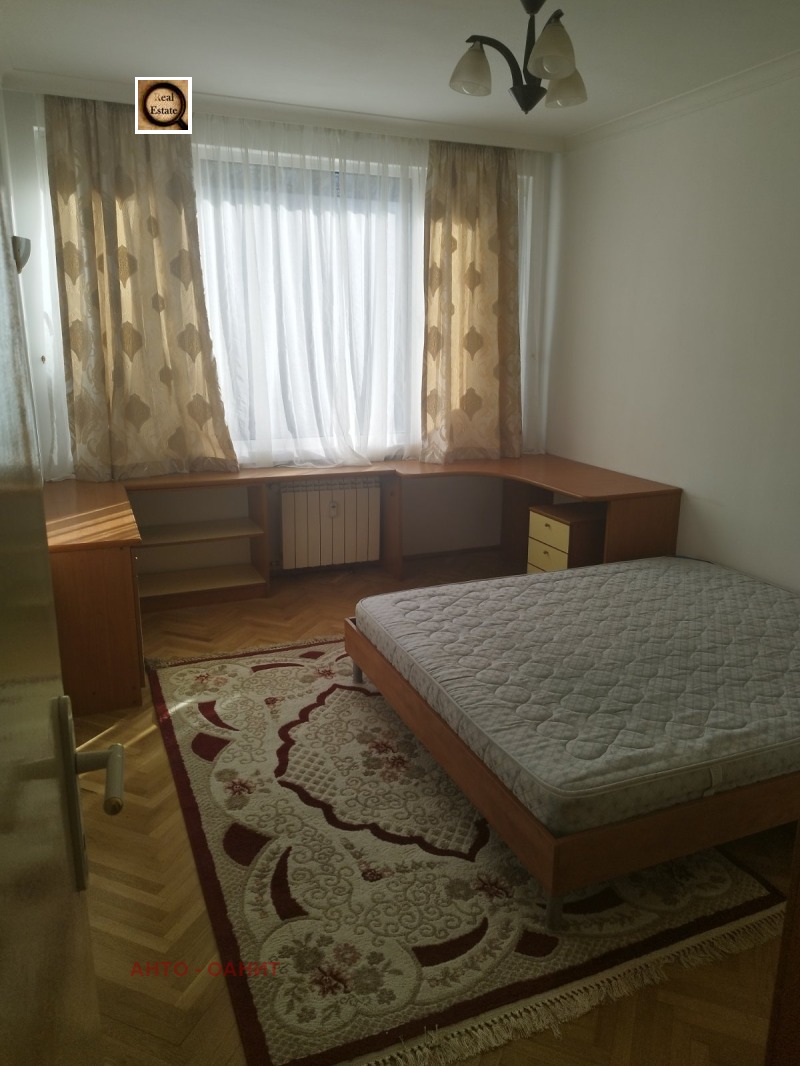 Дава под наем 3-СТАЕН, гр. София, Хиподрума, снимка 11 - Апартаменти - 52708031