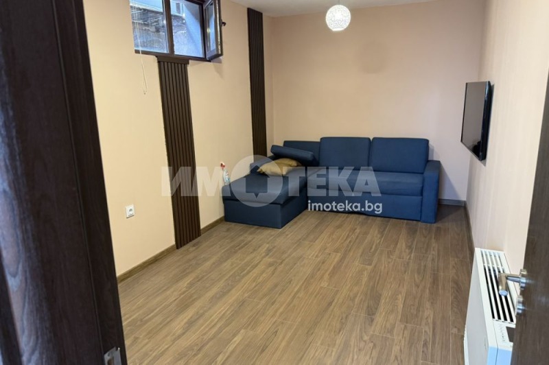 Til leie  Hus Varna , m-t Manastirski rid , 180 kvm | 49462807 - bilde [9]