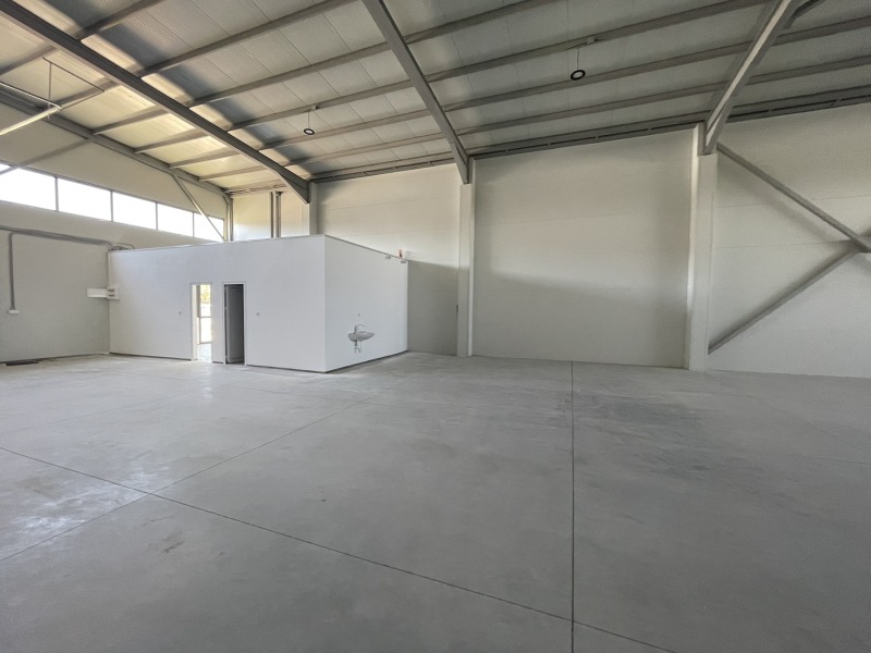 En renta  Almacenamiento Plovdiv , Industrialna zona - Yug , 416 metros cuadrados | 25638126