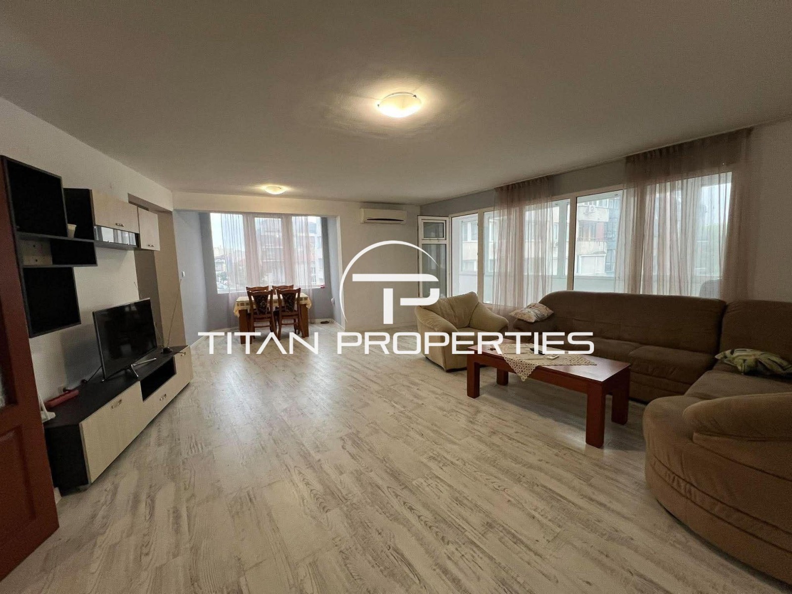 Дава под наем 3-СТАЕН, гр. Варна, Център